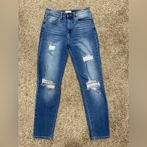 Altar’d State Distressed Skinny Straight Leg 26